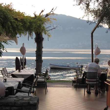Piccolo Hotel Direkt Am See Бренцоне сул Гарда Екстериор снимка